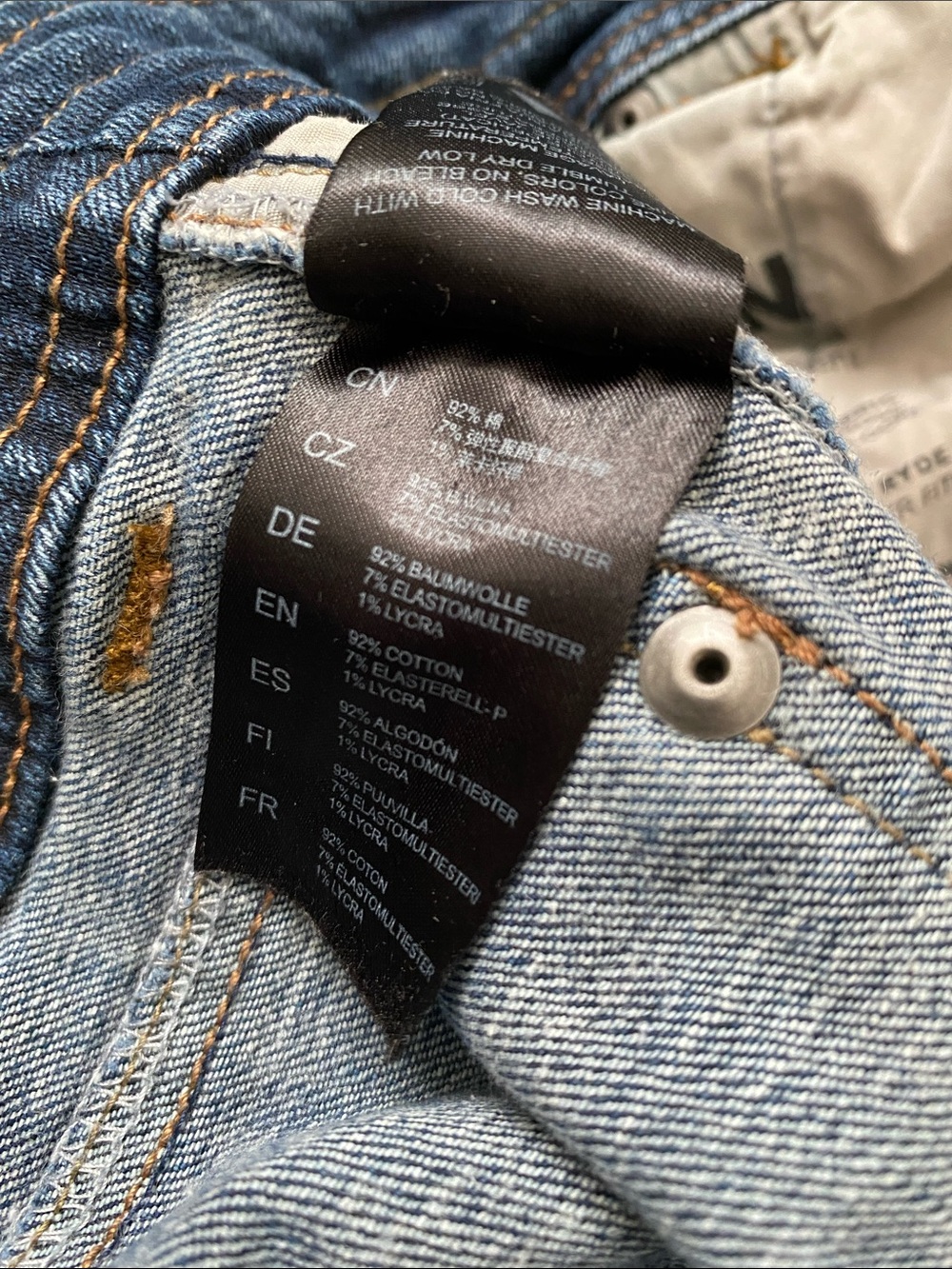 Kuhl Rydr Jeans. 32x30. - Picture 7 of 11